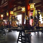 3月18日 早起きして! 浅草寺本堂で3基の本社神輿が見れるのは一年でこの3時間だけ! 3月18日 早起きして! 浅草寺本堂で3基の本社神輿が見れるのは一年でこの3時間だけ!